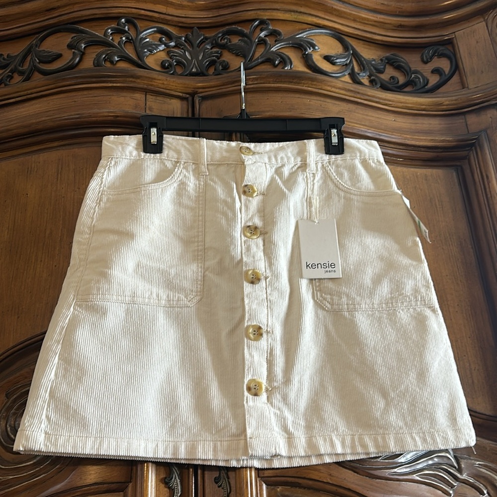 NEW Kenzie The Skirt Cream Corduroy Button-Front A-Line High Rise Mini Skirt